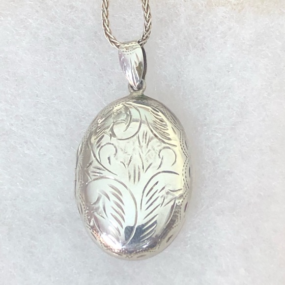 Sterling Silver Engraved Locket on Sterling Silver Wheat Chain Necklace - Picture 4 of 17